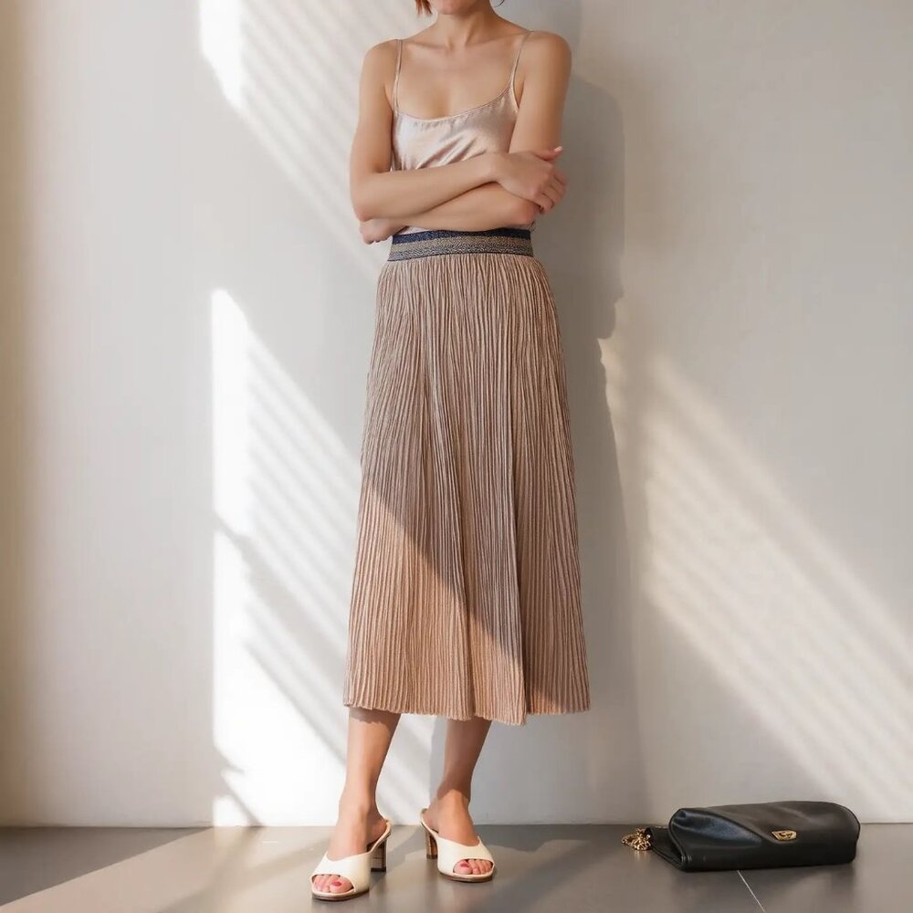 Nurode Glitter Waistband Pleated Skirt - Picture 2 of 5